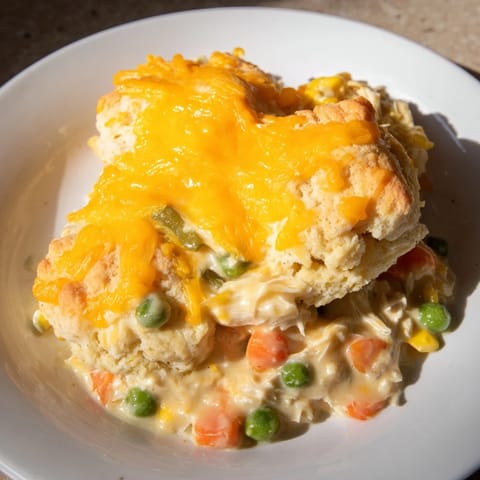 One-Pan Chicken Cobbler Cheddar